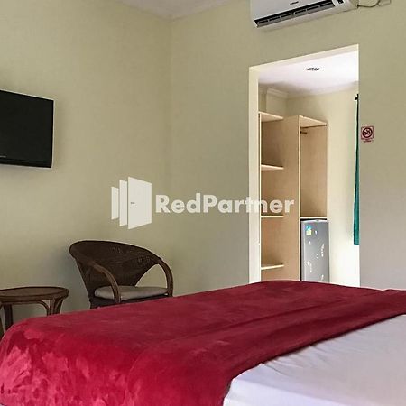 Pondok Mesari Redpartner Near Legian Beach Esterno foto