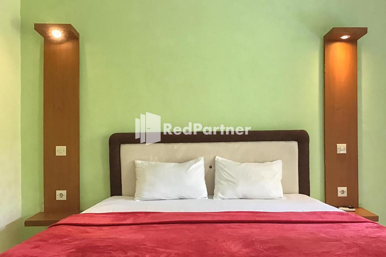 Pondok Mesari Redpartner Near Legian Beach Esterno foto