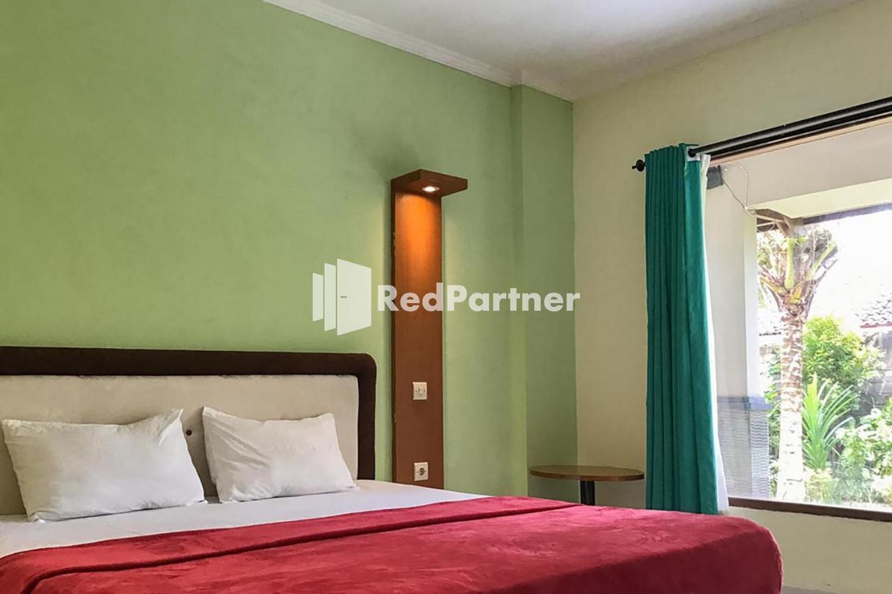 Pondok Mesari Redpartner Near Legian Beach Esterno foto