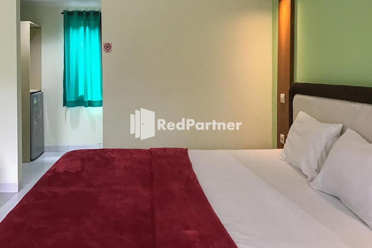 Pondok Mesari Redpartner Near Legian Beach Esterno foto