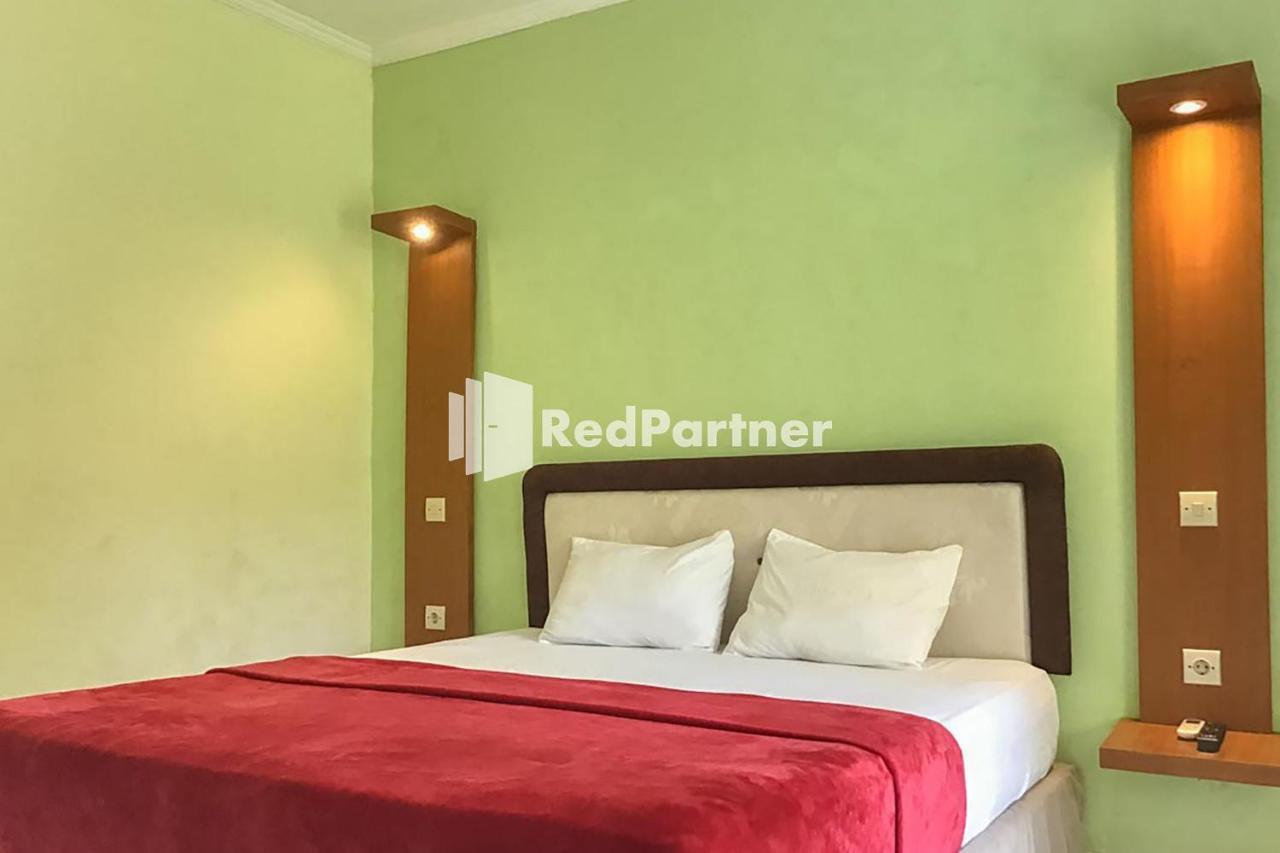 Pondok Mesari Redpartner Near Legian Beach Esterno foto