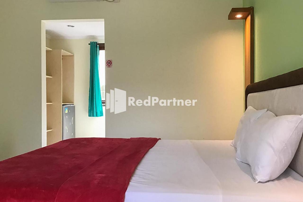 Pondok Mesari Redpartner Near Legian Beach Esterno foto